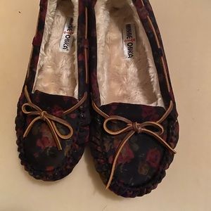 New Minnetonka outdoor slippers